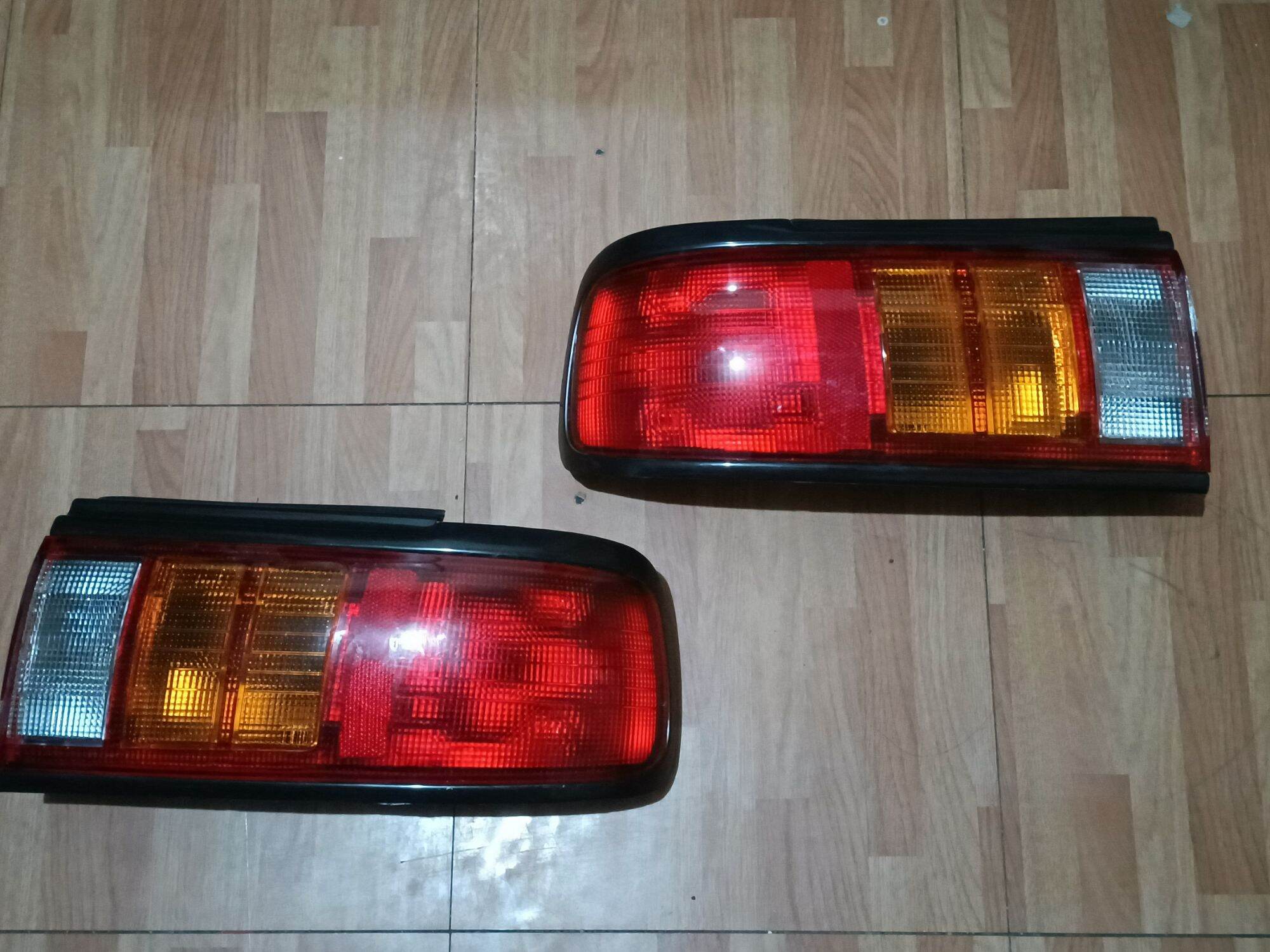 Tail Light Nissan Sentra B Lec Tail Lamp Taillights