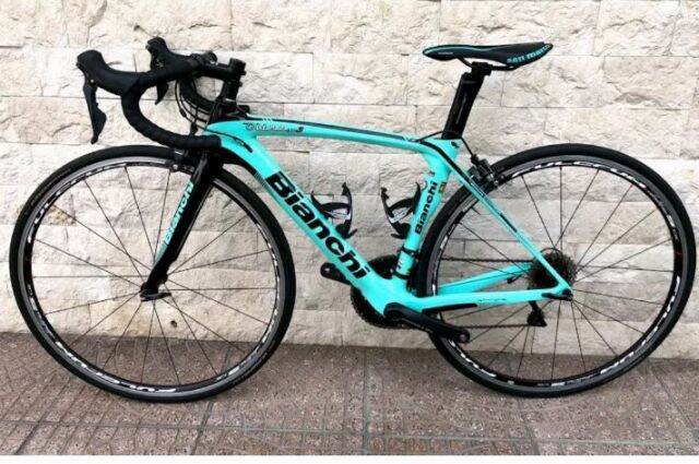 teal bianchi road bike