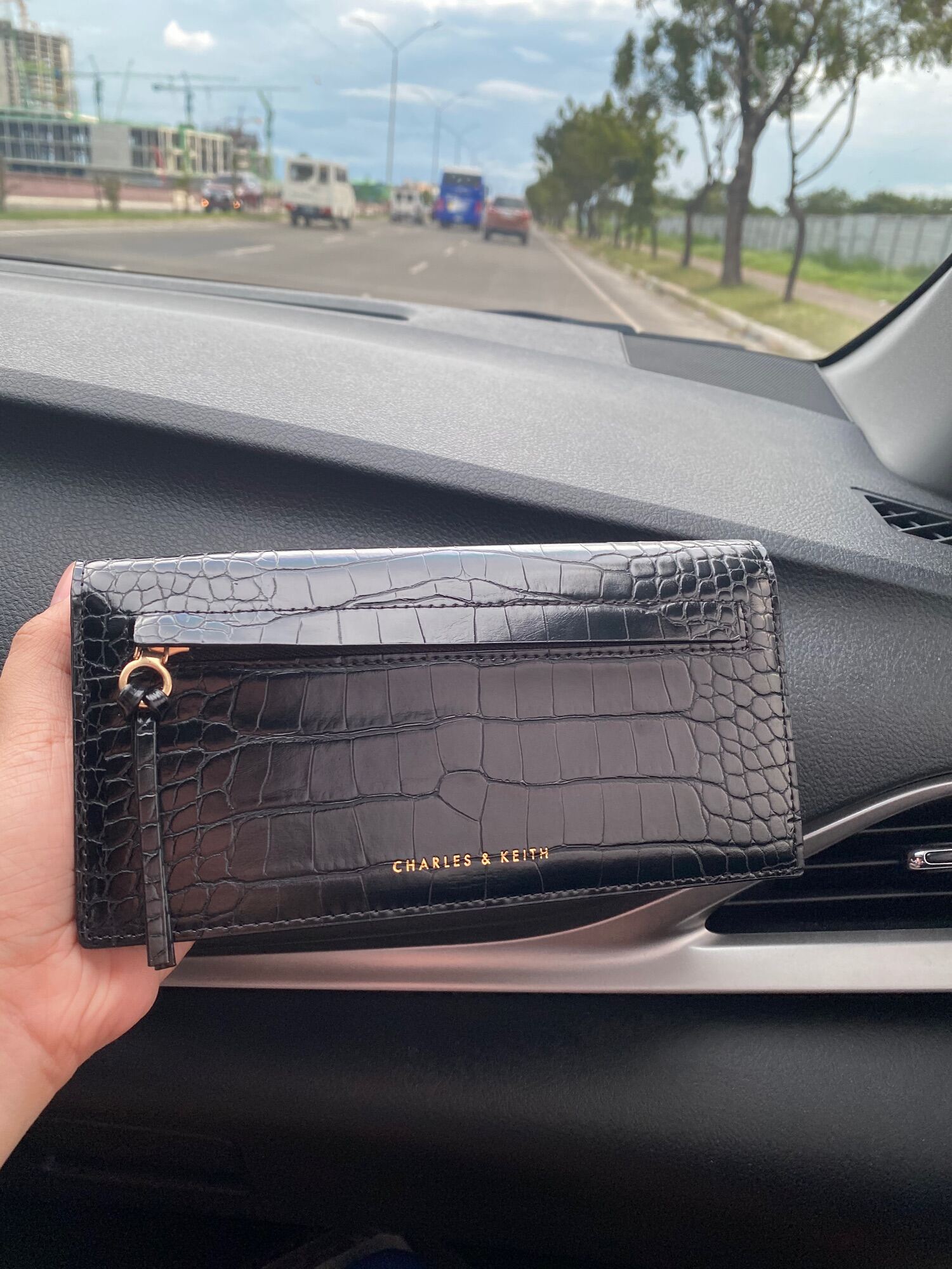 charles and keith long wallet