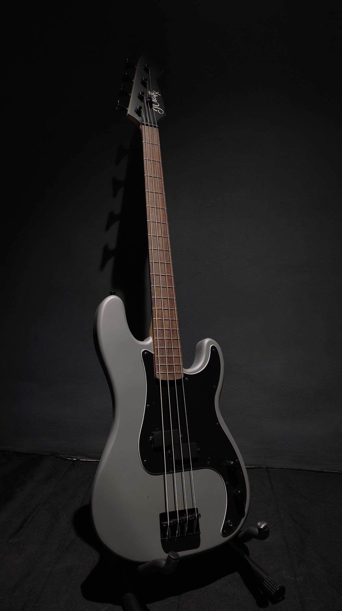 JCraft PBX1 4String Electric Bass Guitar with Gigbag Lazada PH