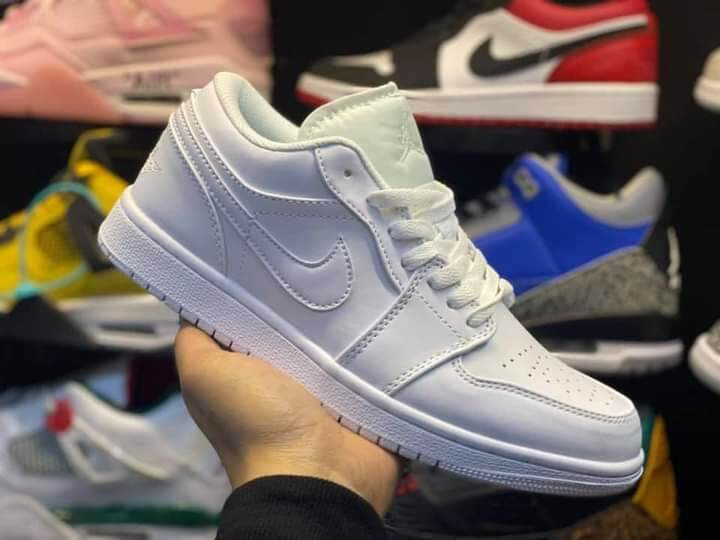 j1 triple white low