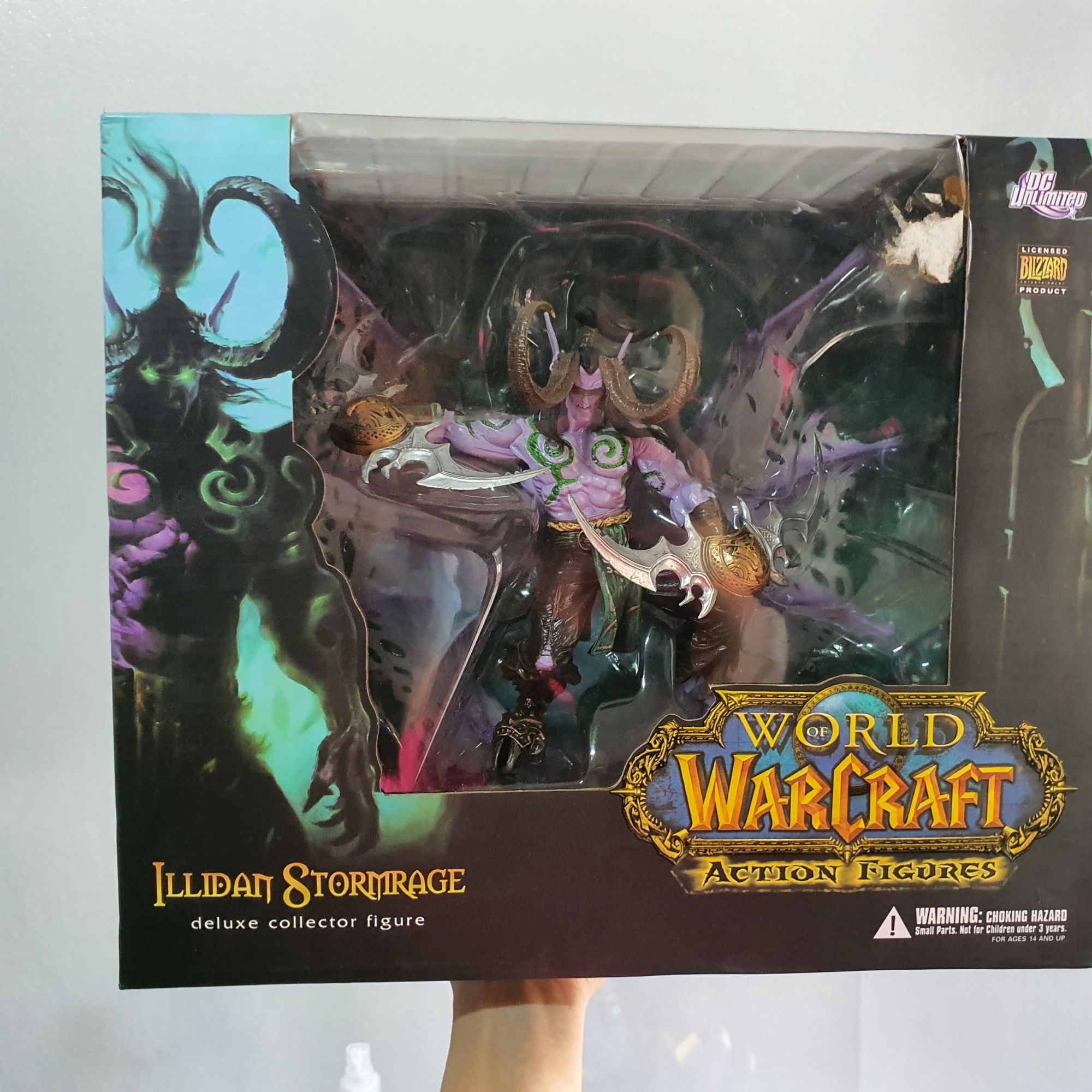 Illidan Stormrage deluxe collector figure from World of Warcraft