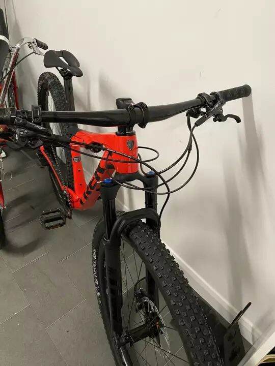 trek giant mountain bike