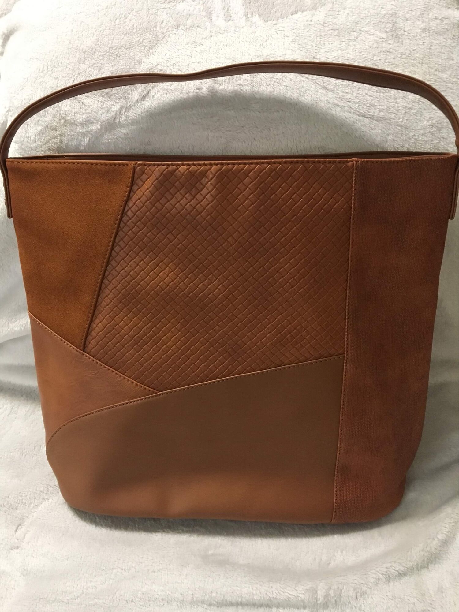 Luca by Bentley Tote Bag 