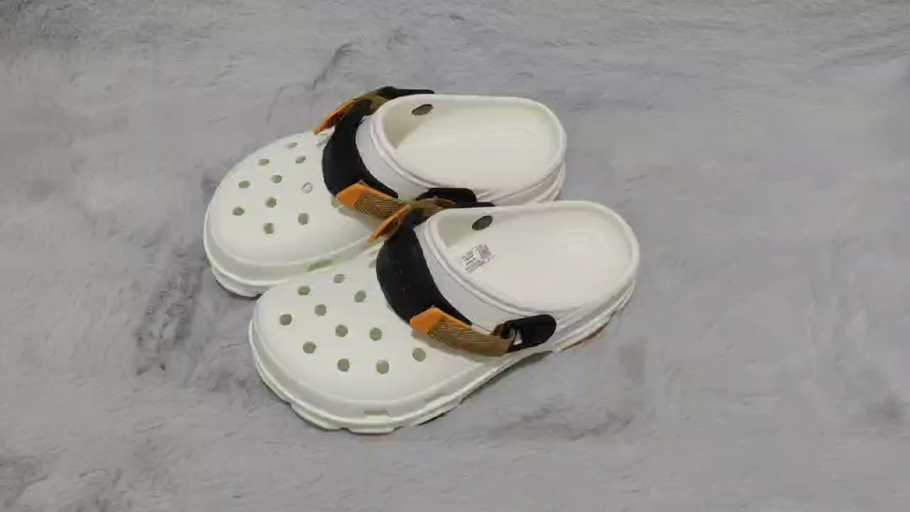 Off white clearance crocs collab