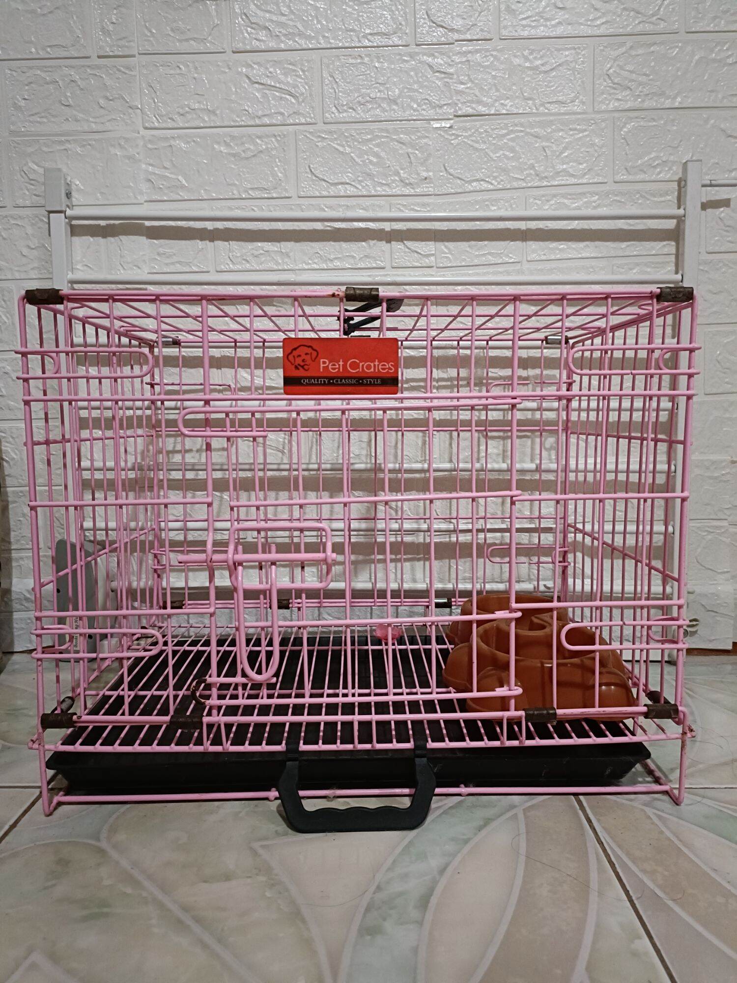 Preloved hot sale dog cage