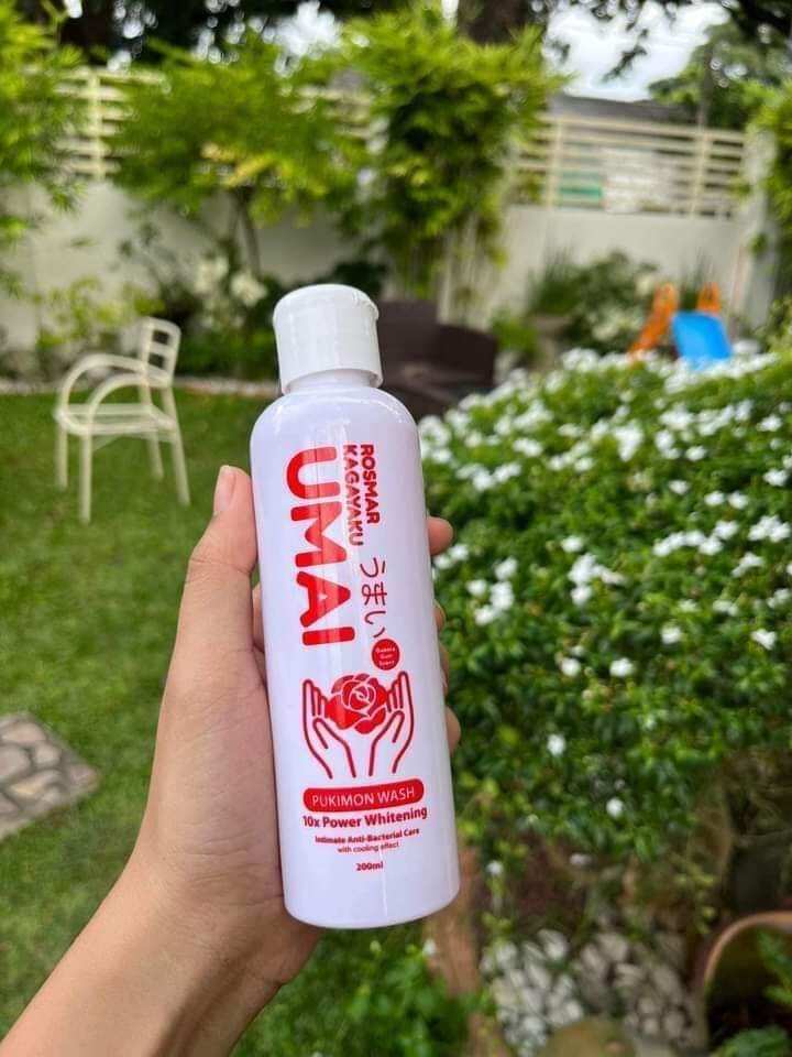 Rosmar Kagayaku UMAI Pukimon Feminine Wash 200ml 10x Power Whitening