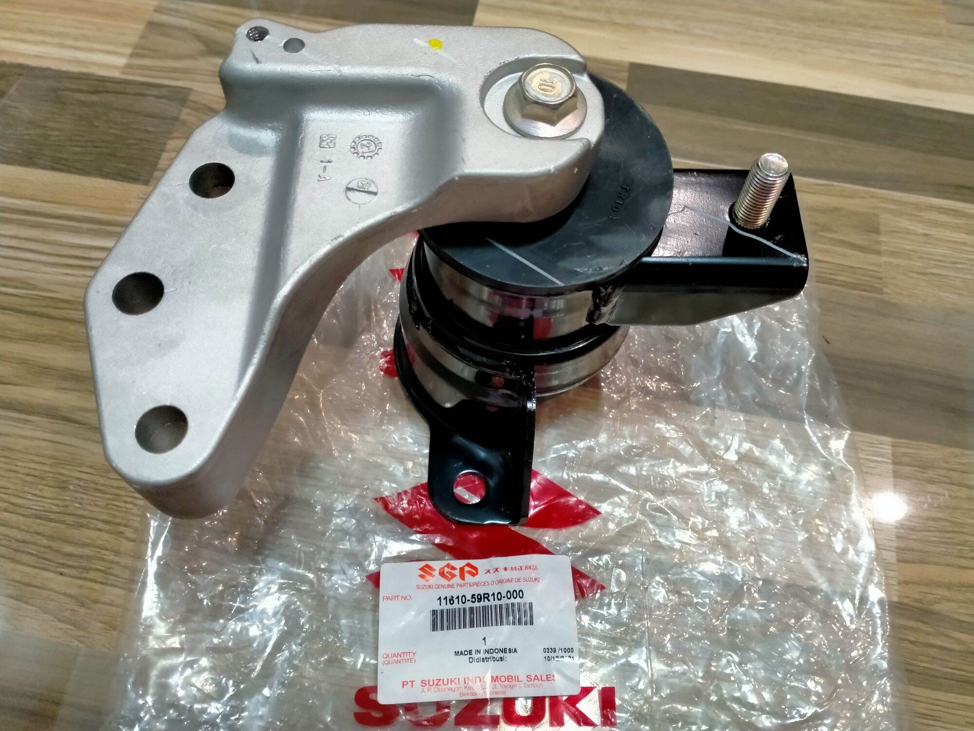 Suzuki Ertiga Type 2 Engine Mounts / Supports Automatic Transmission ...