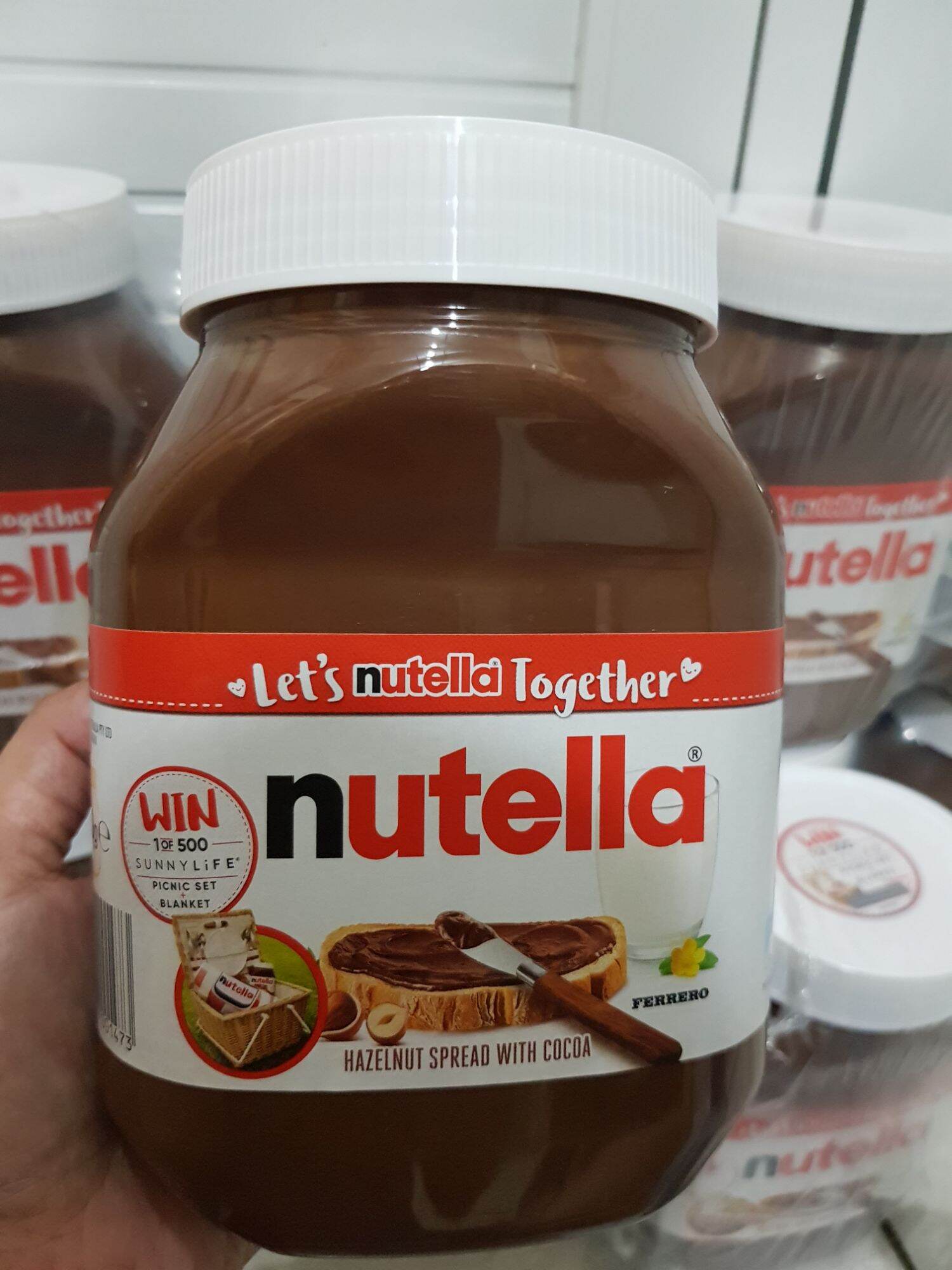 Nutella Hazelnut Spread with Cocoa 1kg Expiration date 14/08/2024