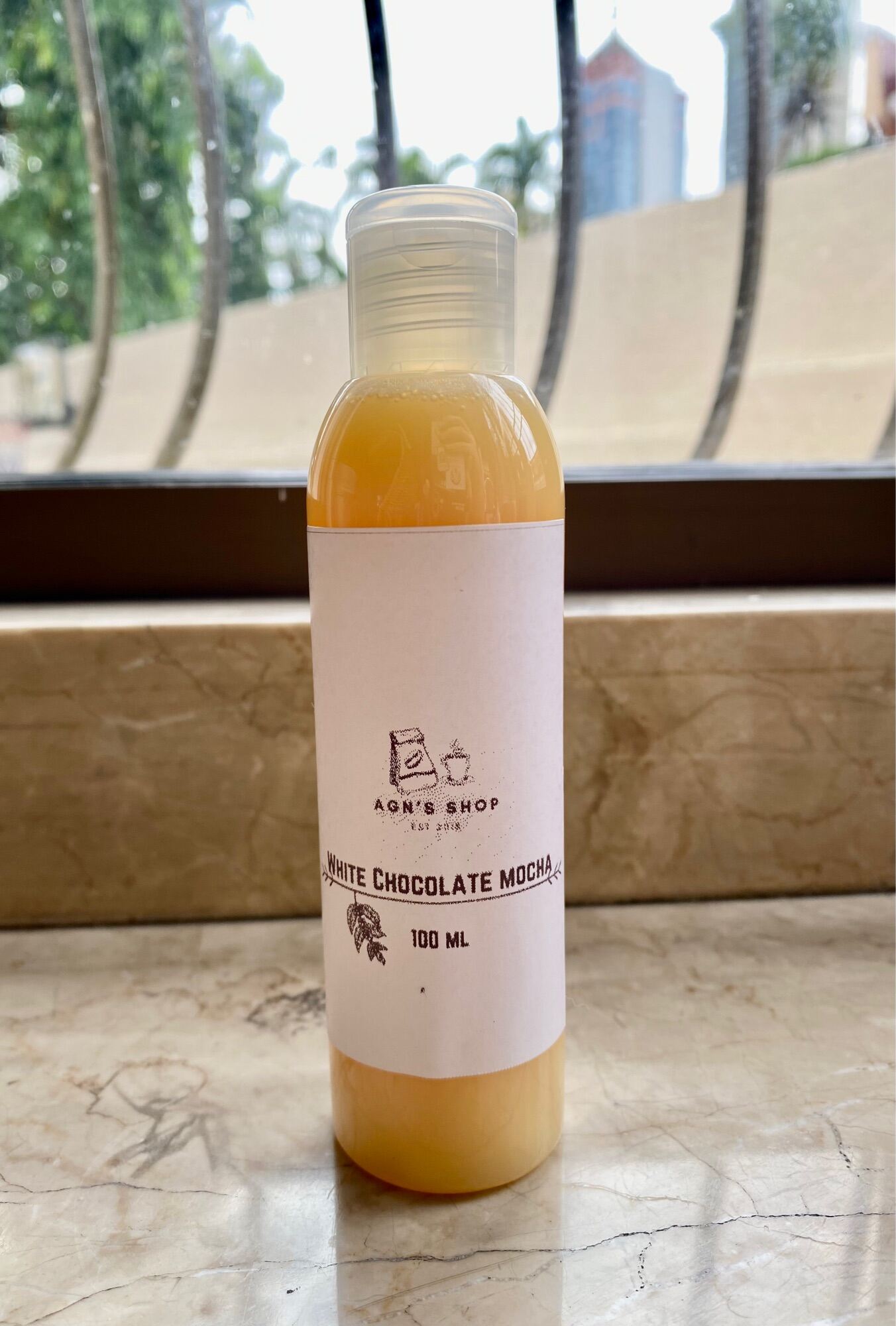 Starbucks White Chocolate Mocha Sauce 100mL 250mL Lazada PH starbucks-white-chocolate-mocha-sauce-100ml-250ml-lazada-ph