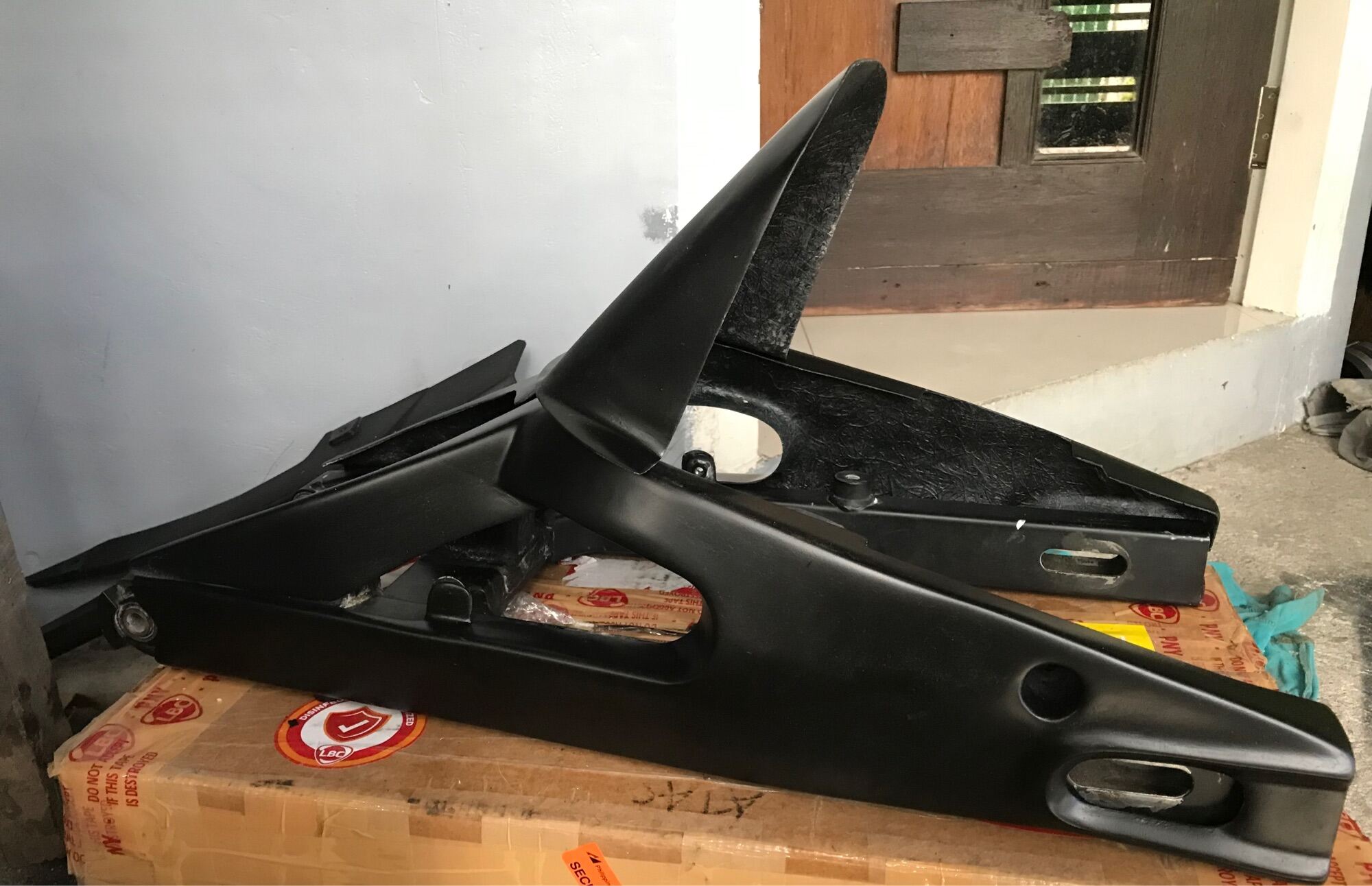 Swingarm cover R6 inspired for sniper 150/155 Lazada PH