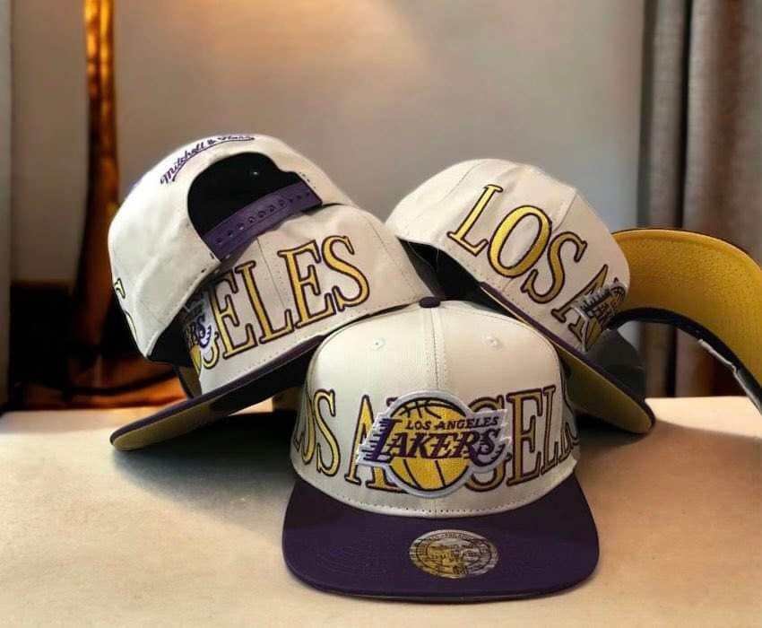 Mitchell & Ness Los Angeles Lakers Snapback Hat - Black/Yellow  Gold/Splatter - LA Lakers Cap for Men