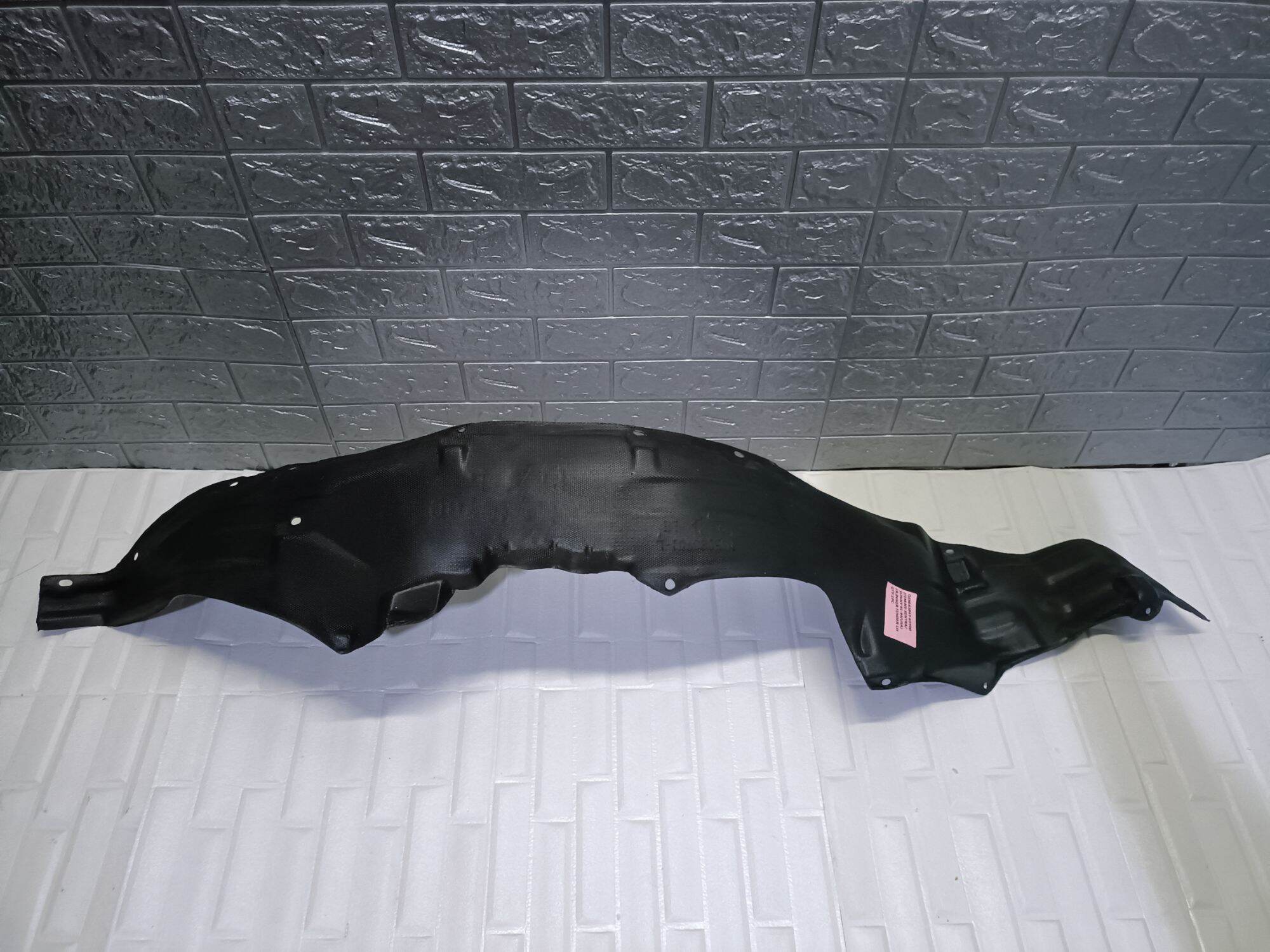 Front Fender liner Nissan Sentra B13 Lec Eccs Set Front Left and right ...
