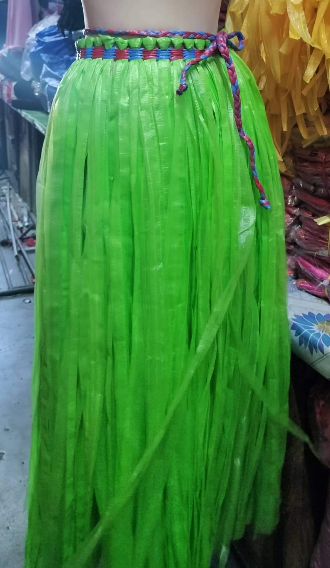 QUNED Hawaiian Grass Skirts Hula Skirt Ladies Dress Festive Party Plastic  Fibers 80CM