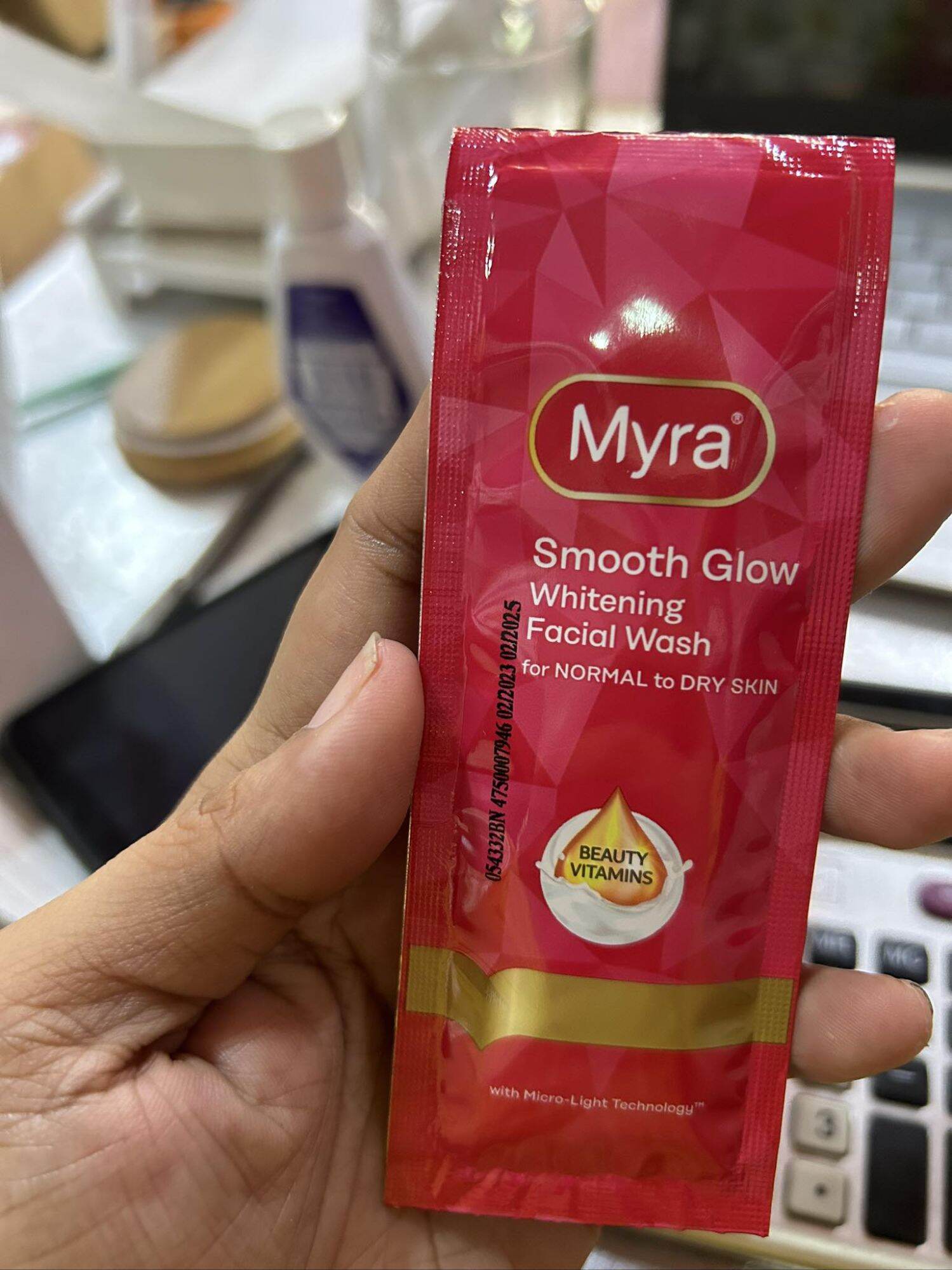 MYRA E FACIAL WASH (2025 EXPIRY) Lazada PH