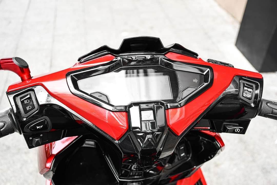 Honda Airblade 150 & Airblade 160 panel garnish with screen protector / Original garnish do not fade. 