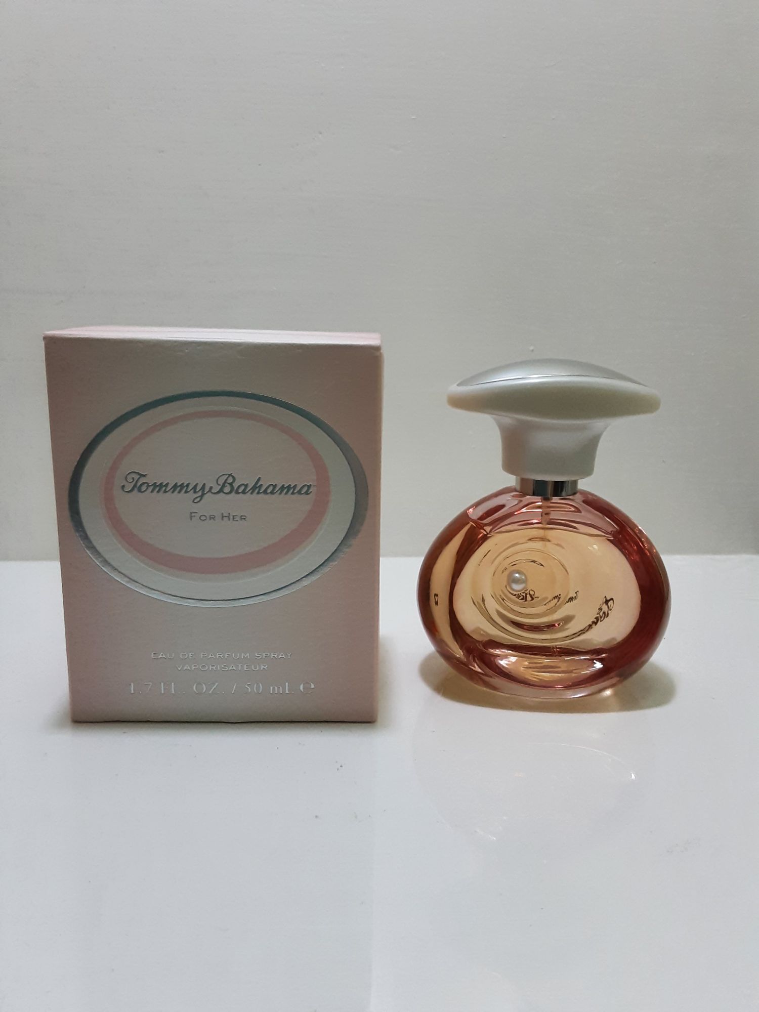 Tommy Bahama for Her Tommy Bahama perfume - a fragrance for women 2013