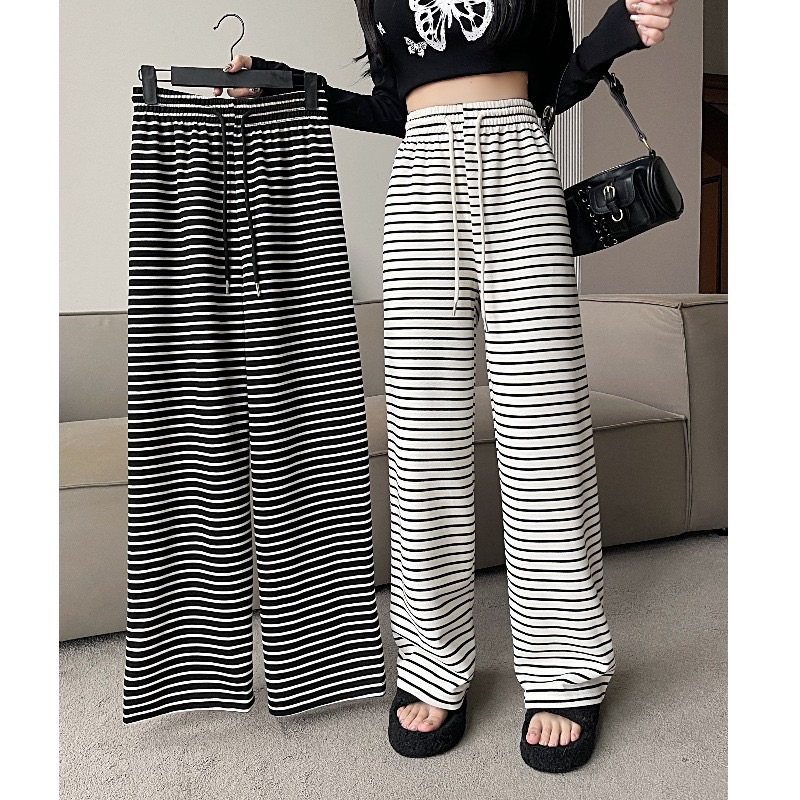 Women Striped Relaxed Flared Wrinkle Free Pleated Cotton Trousers –  BITTERLIME-anthinhphatland.vn