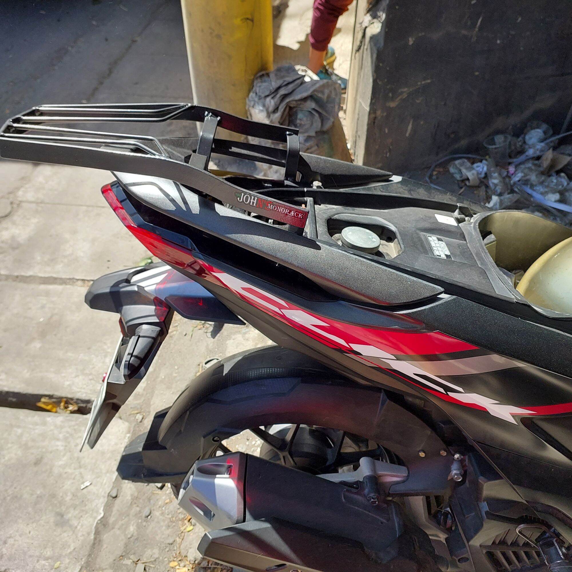 HONDA CLICK TOP BOX BRACKET POWDER COATED. 