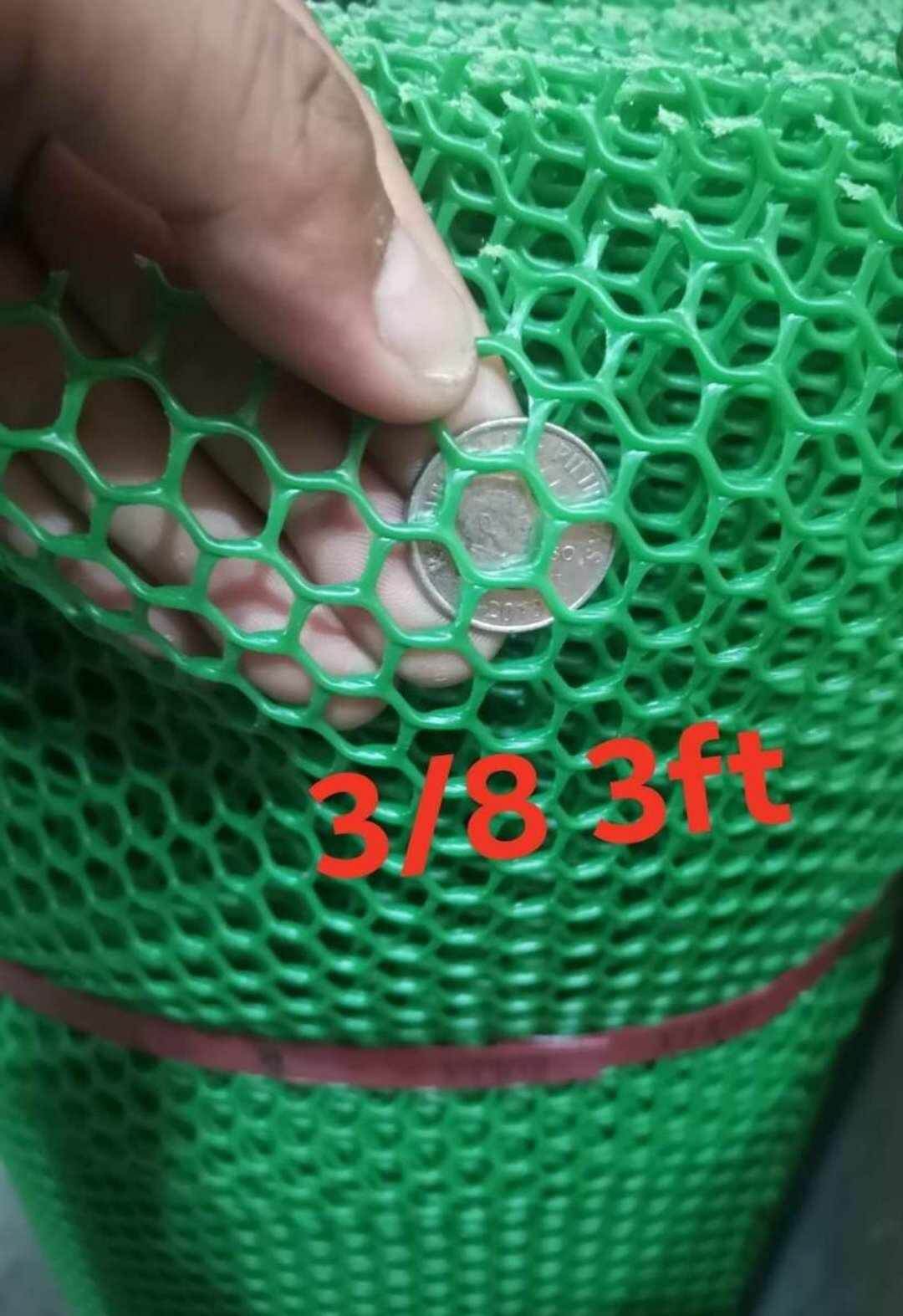 Chicken Screen Green Net Pvc net can be used for gardening and poultry made  in high quality plastic materials 3ft and 4ft