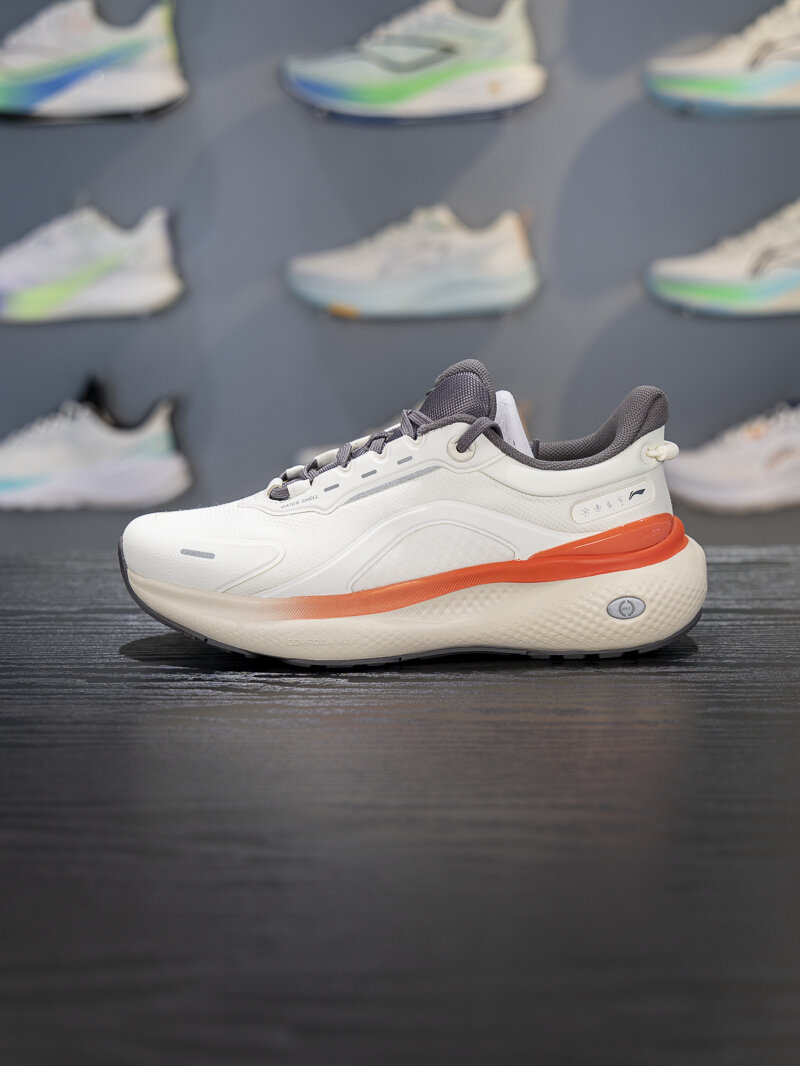 Li-Ning | Shock Absorption Waterproof Women's Casual Shoes - Brand Li-Ning Presyo 4,270 Piso*Libreng Shipping