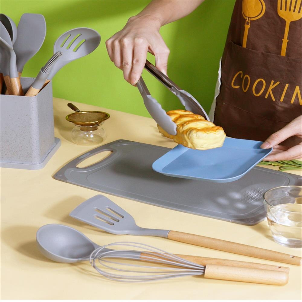 19pcs/set, Kitchen Silicone Shovel Spoon, Knife Set Kitchenware Gadget Set  Wooden Handle Cutting Board Storage Bucket, Kitchen Stuff Kitchen Accessor