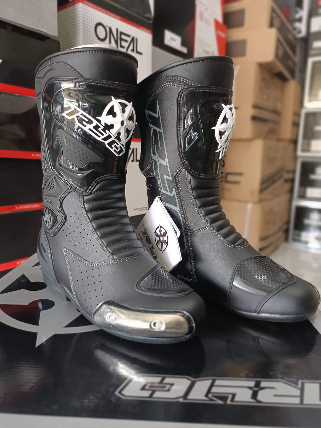 Ryo Raptor 3 riding boots | Lazada PH