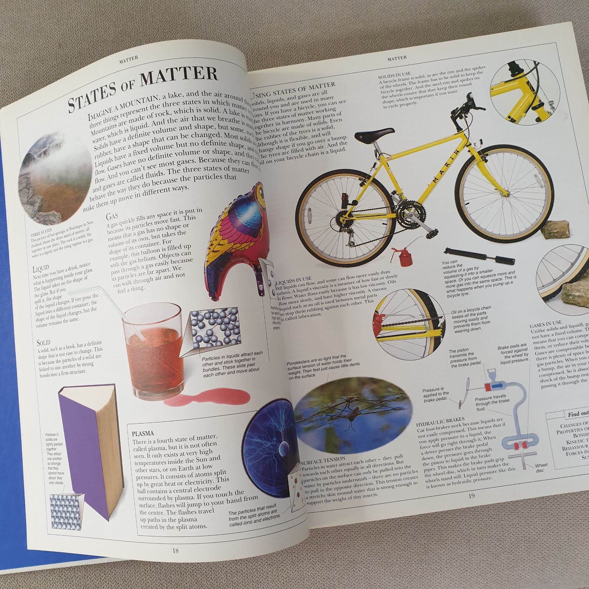 DK SCIENCE ENCYCLOPEDIA. 