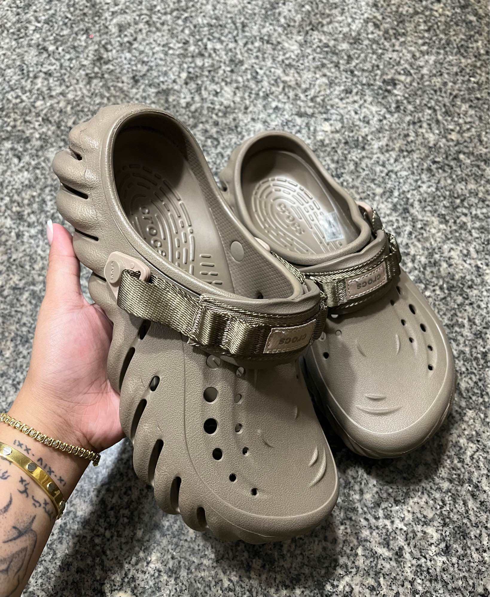 lazada crocs