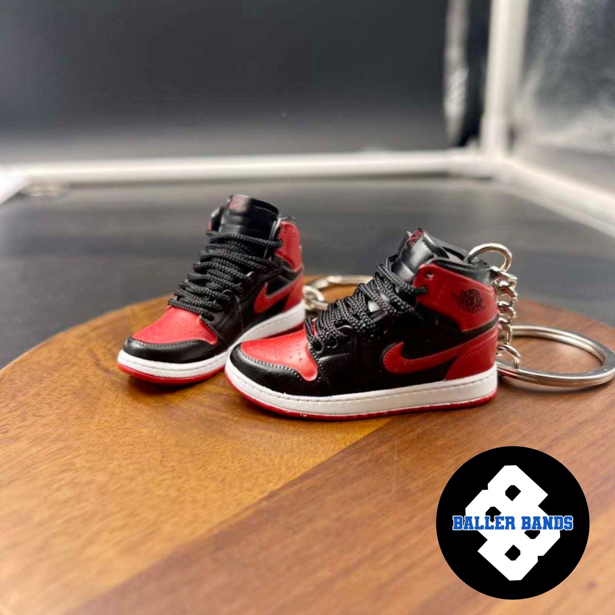 SNEAKR Keychain Air Jordan 1 Bred