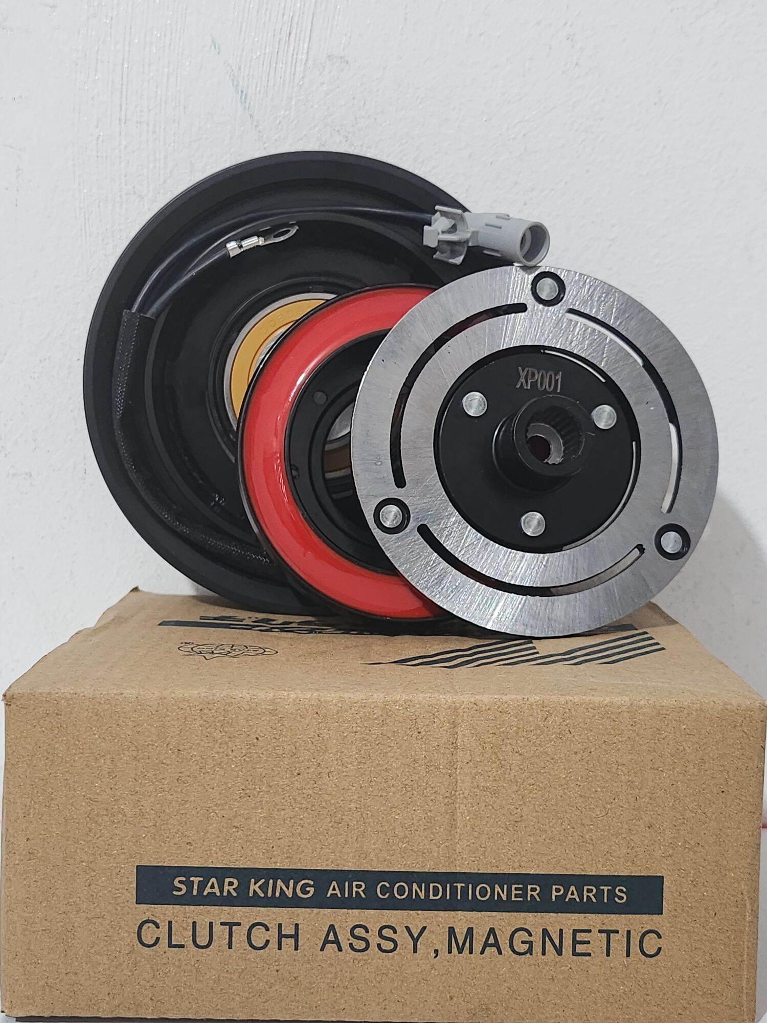 Toyota Hilux Pulley and Magnetic clutch assembly for Compressor, Hilux 7th gen (2004-2015) (For Denso Compressors). 