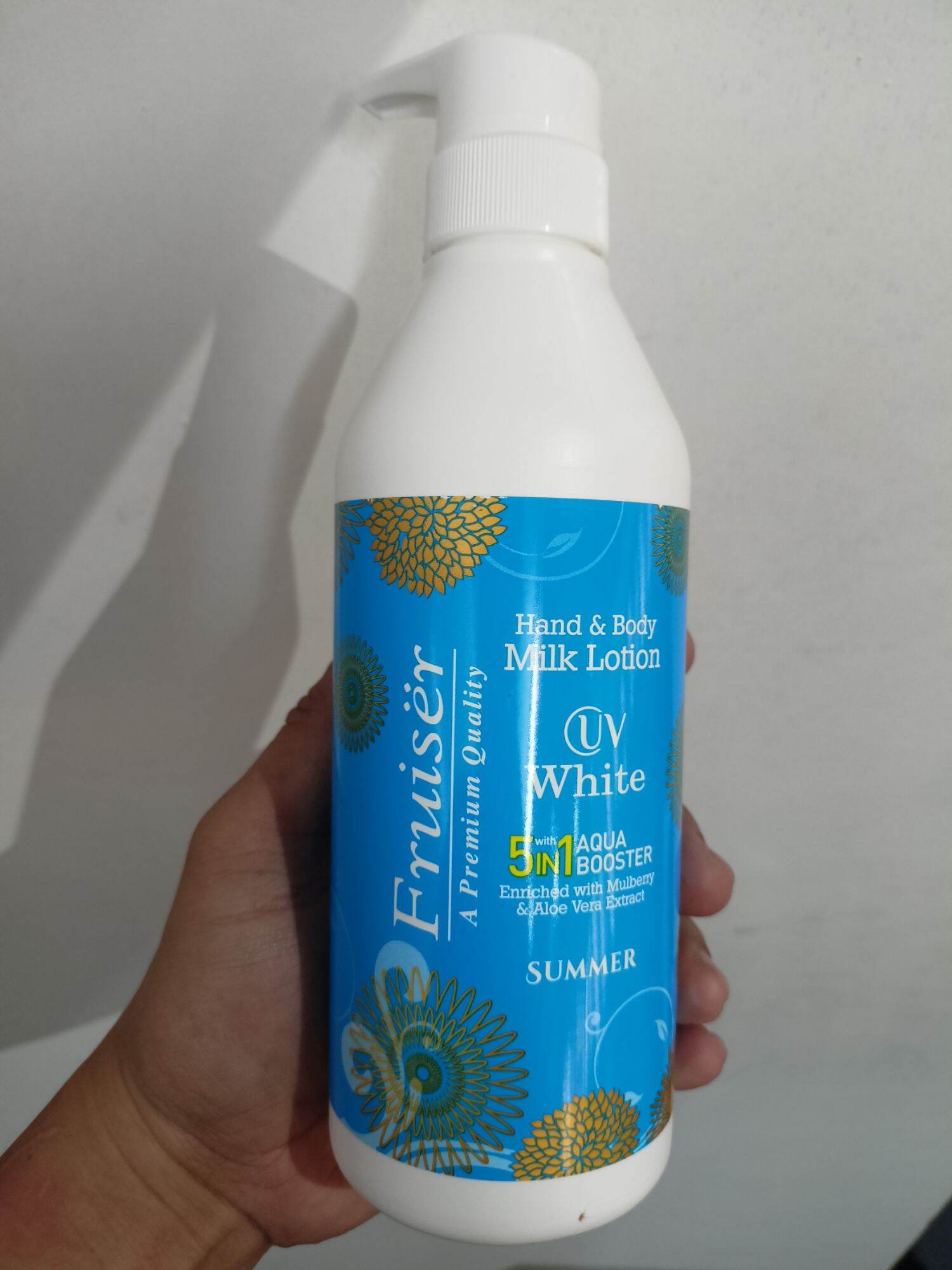 Fruiser Hand & Body Lotion UV White with 5in1 Aqua Booster Enriched