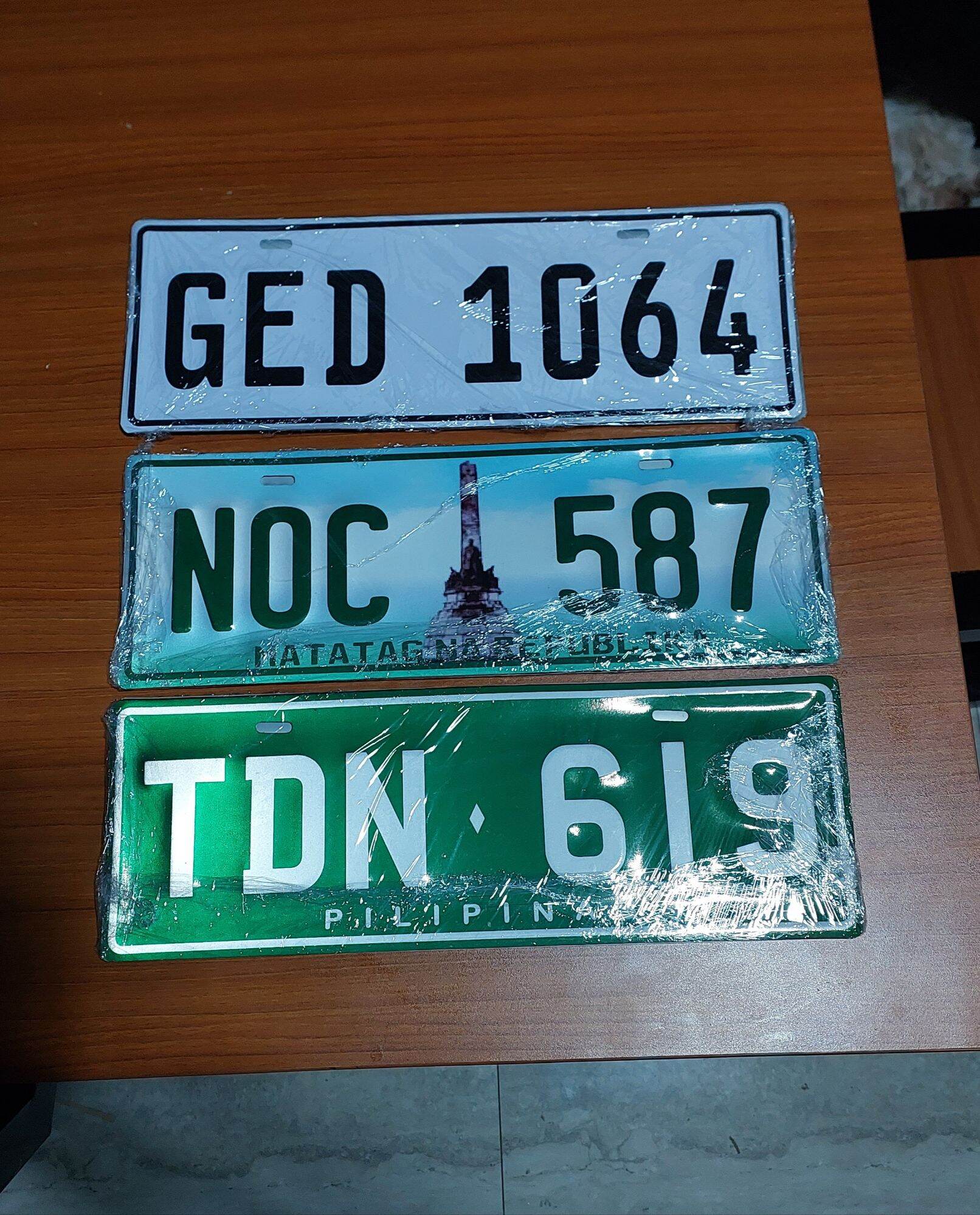 CAR PLATE PAIR STANDARD SIZE GALAVANIZE EMBOSSED PLATE - REGULAR. 