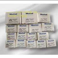 572 to 558 mustad fishing hook (1box=80pcs)