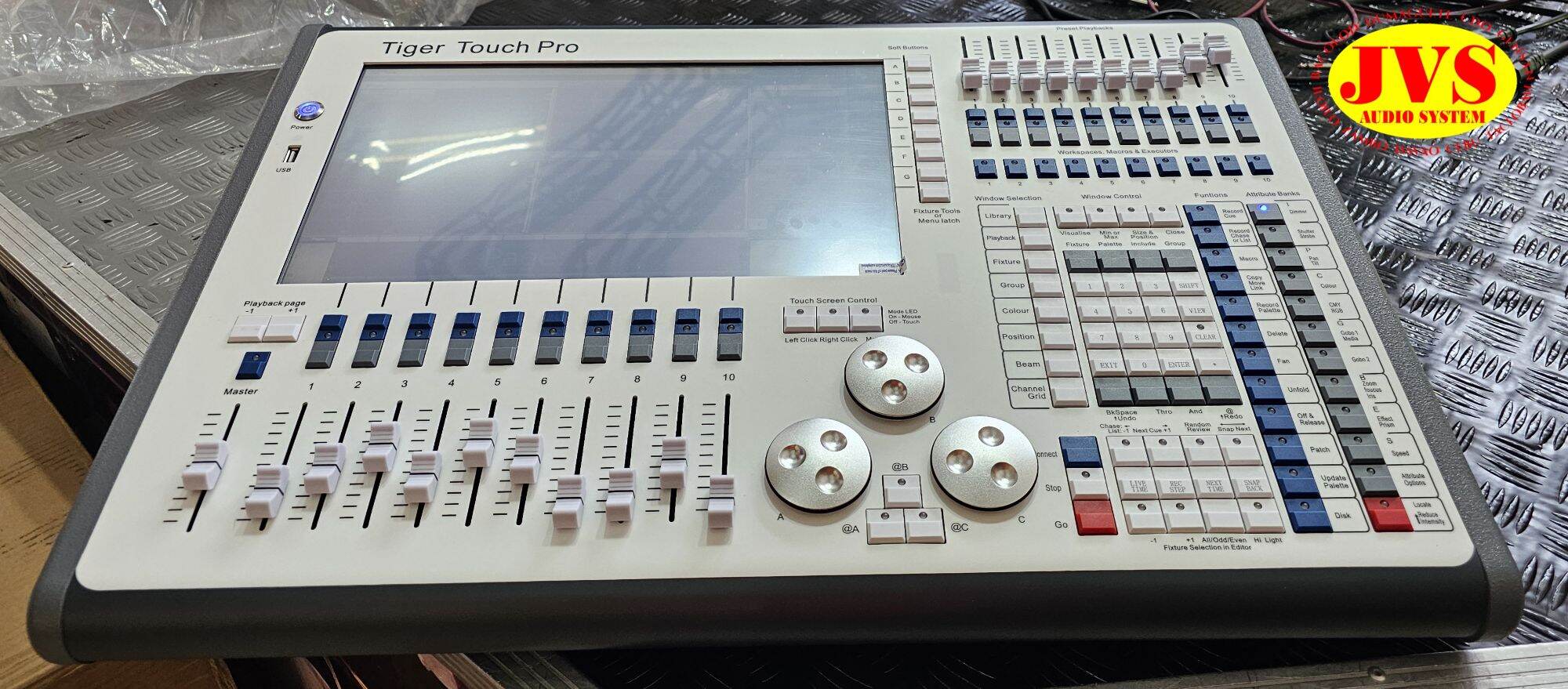 Zeus Tiger Touch Pro DMX Digital Light Controller | Lazada PH