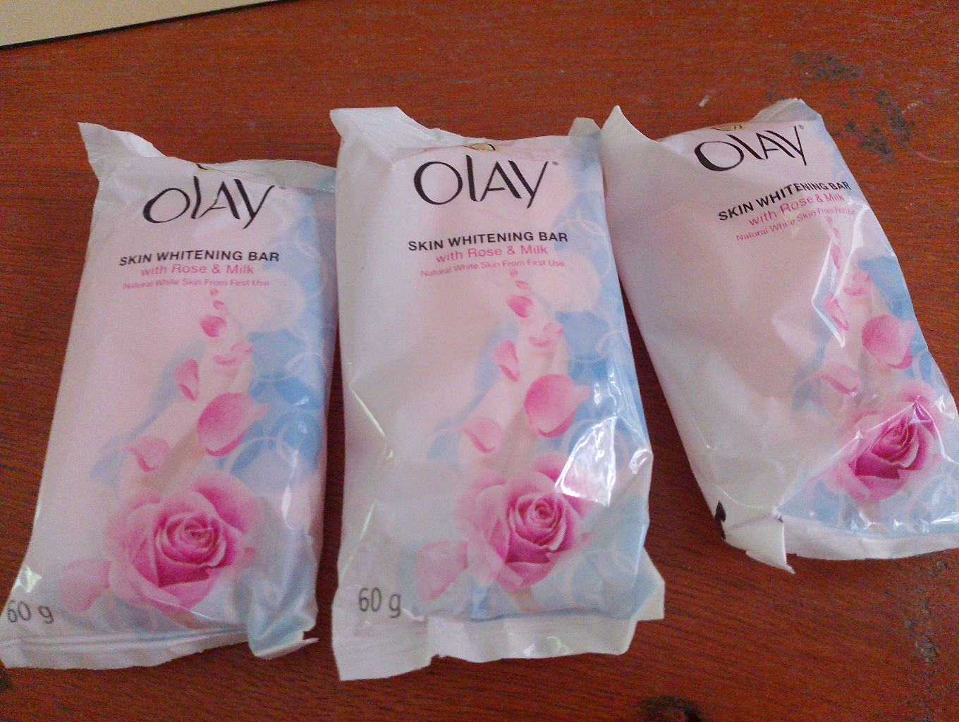 ORIGINAL OLAY SKIN WHITENING BAR SOAP w/ VITAMIN C or Rose Milk, (60g Per Bar Soap/ or 60gx3 Bar Soaps Per Set) Made in PHILIPPINES, LOCAL OLAY SKIN WHITENING SOAP PRODUCTS. 