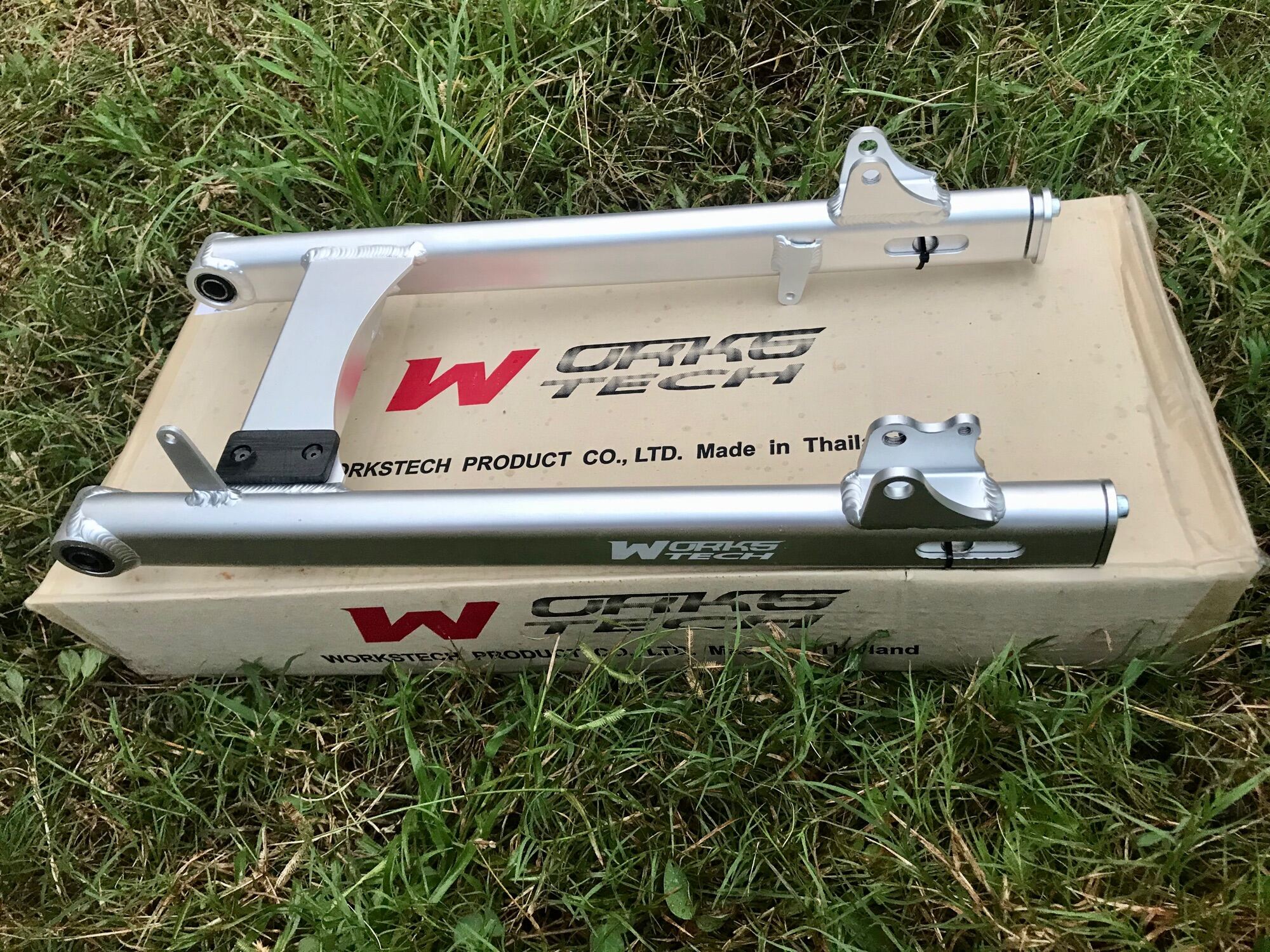 Swing Arm wave 125 oval type. 