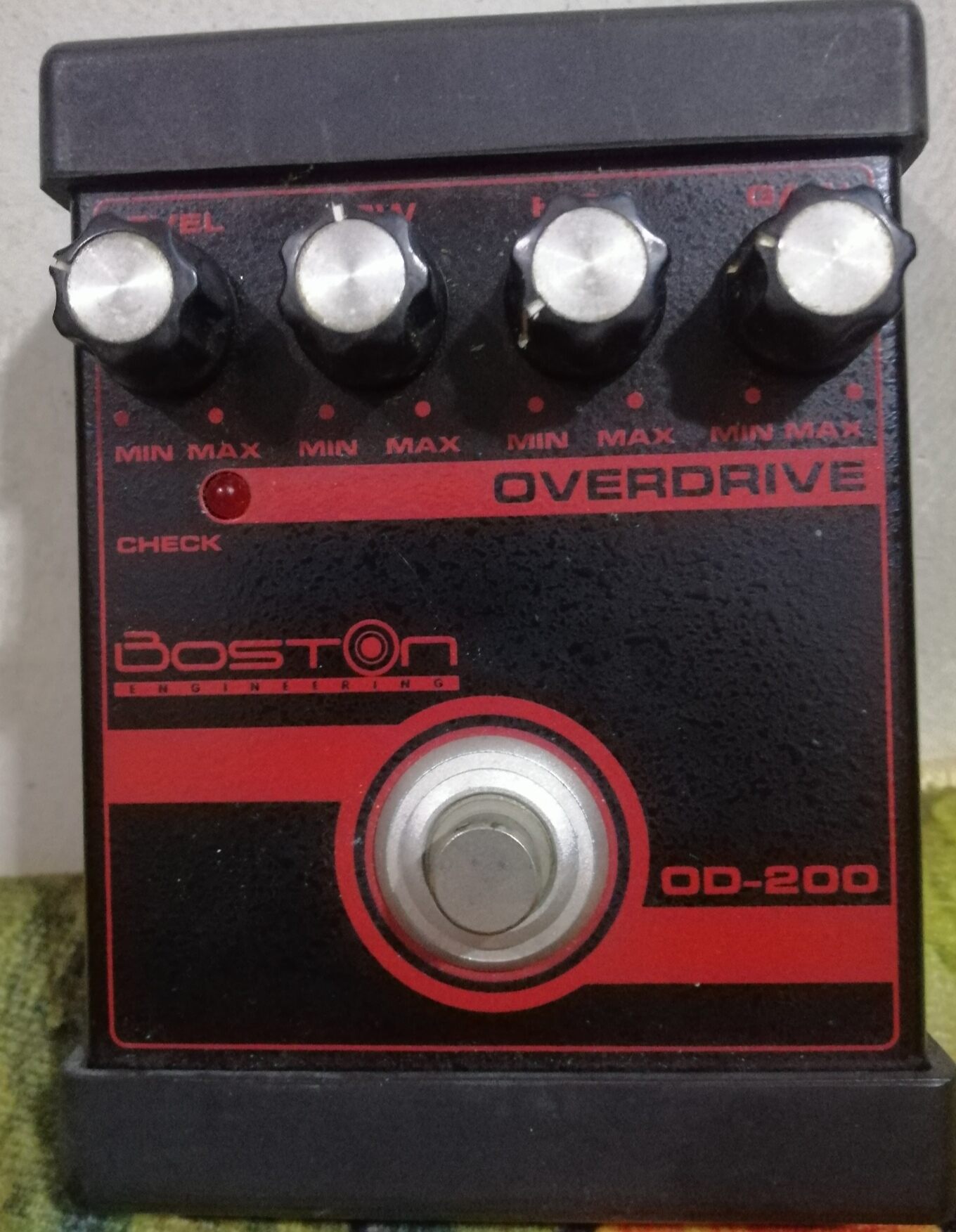 boston distortion pedal