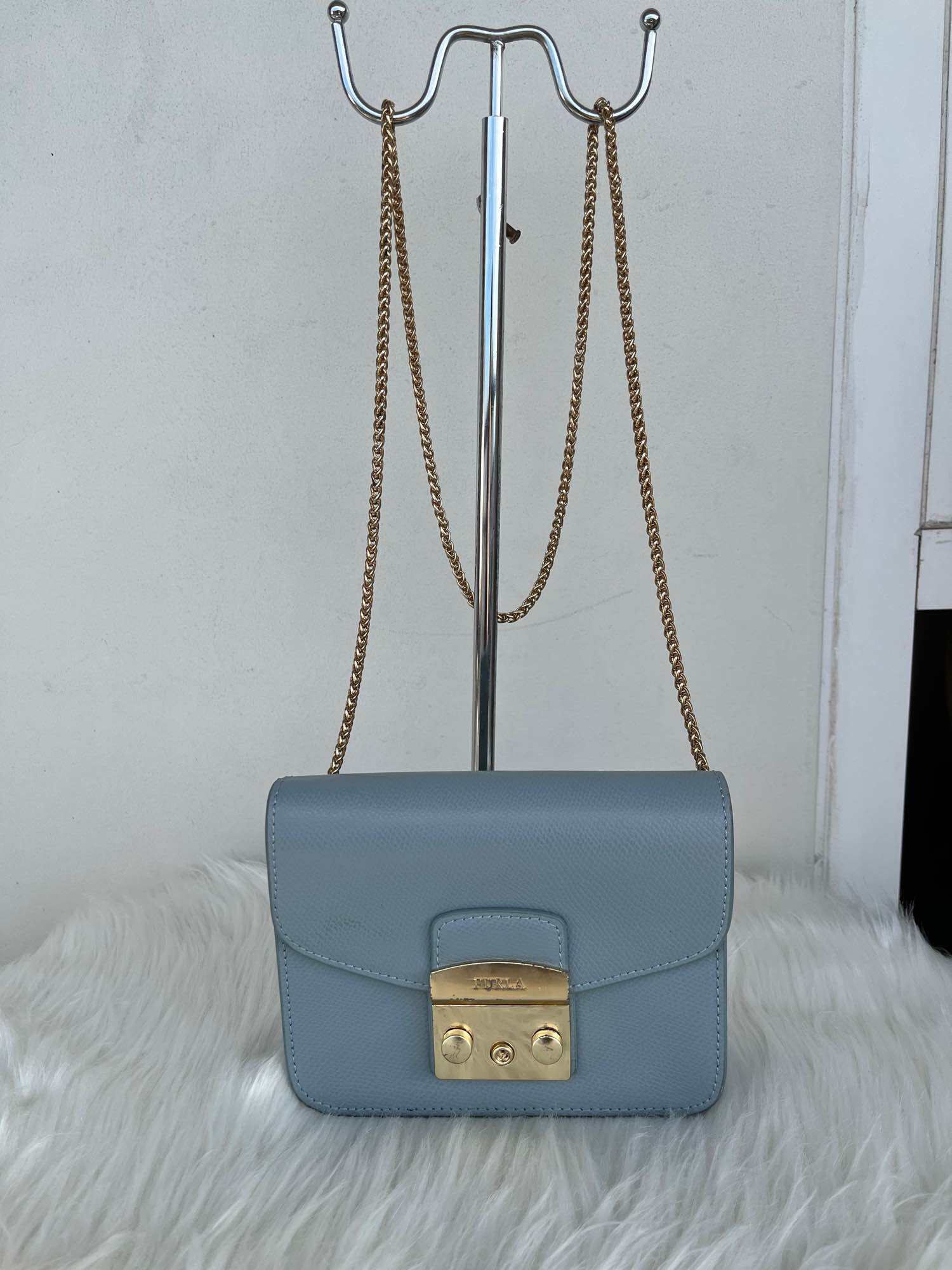 Furla micro clearance metropolis