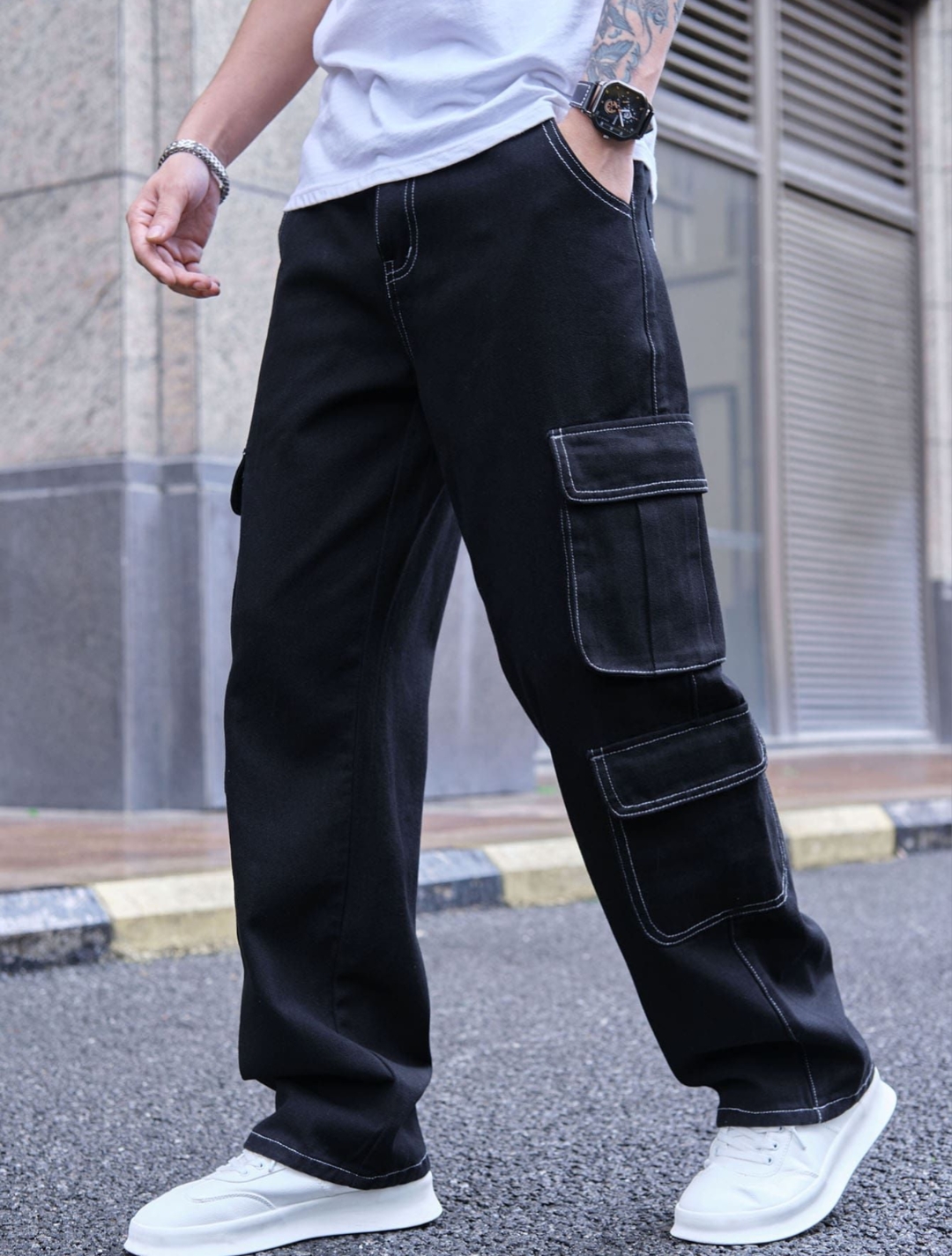 6 pocket pants for men (black)