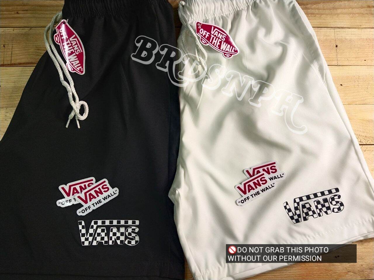 Vans off sale the wall shorts