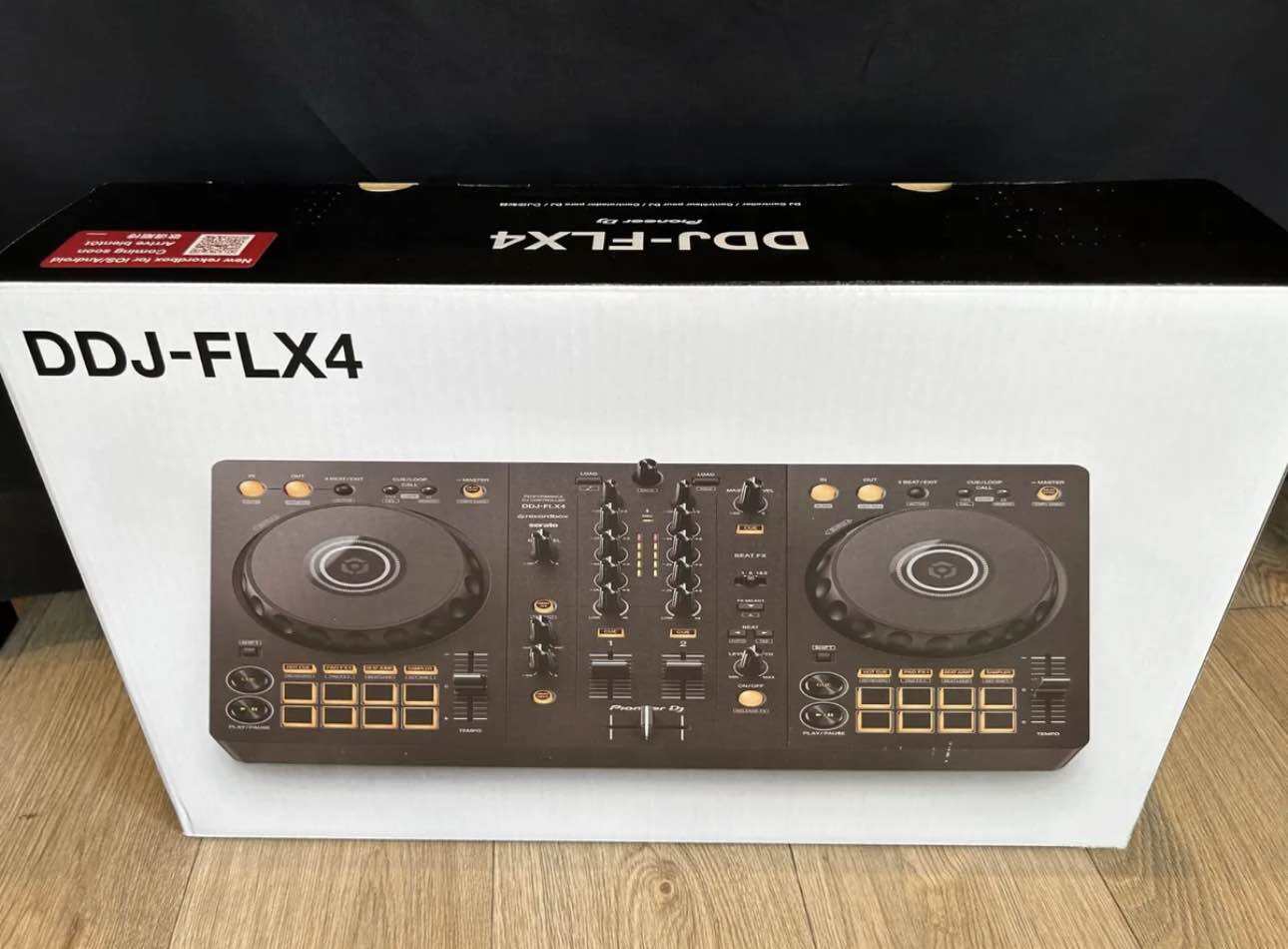 Pioneer DDJ-FLX4 DJ Controller for PC and Smartphone