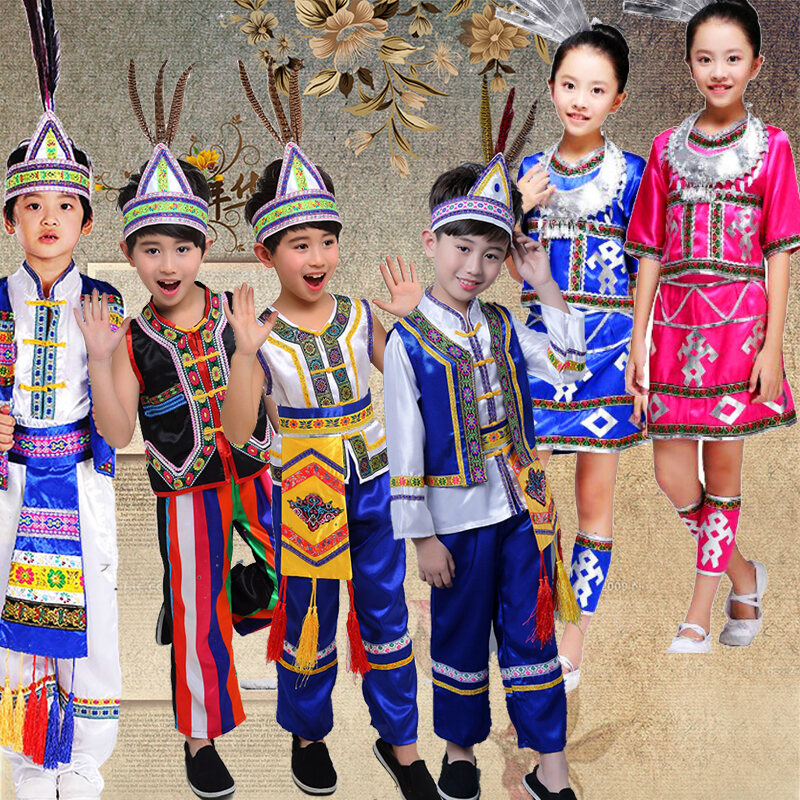 Canadian traditional costume best sale