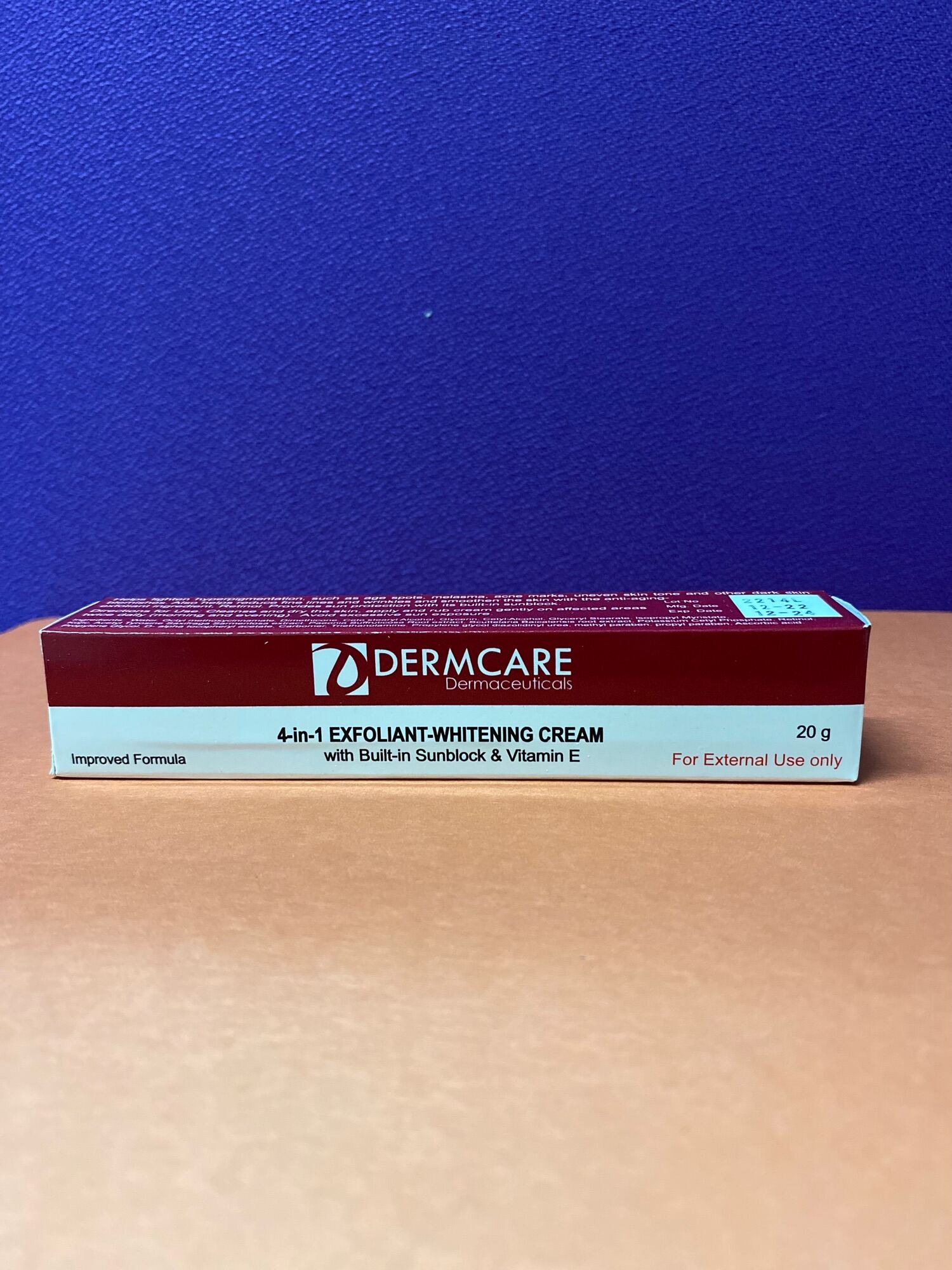 dermc-dermcare-4-in-1-exfoliant-whitening-cream-12g-for-age-spots