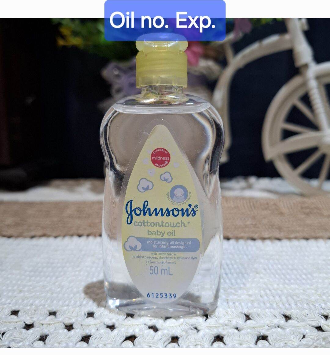 Johnsons baby Oil No. Exp.! damage lable Original Johnson