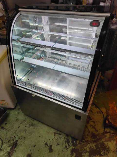 80cm Cake Chiller Showcase with Glass - 