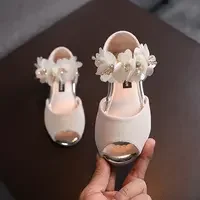 Summer New Style Childrens Sandals Girls Fashion Rhinestone Flower Princess Shoes Little Girls Soft Soled Dance Shoes Girls