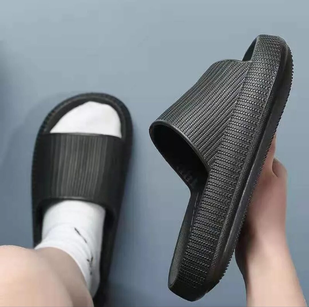 磊 Top 10 | Best Yeezy Slides of 2024