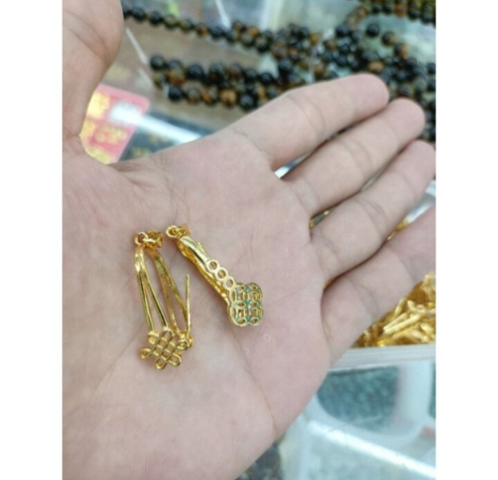 High Quality stainless gold pendant holder.. Lazada PH