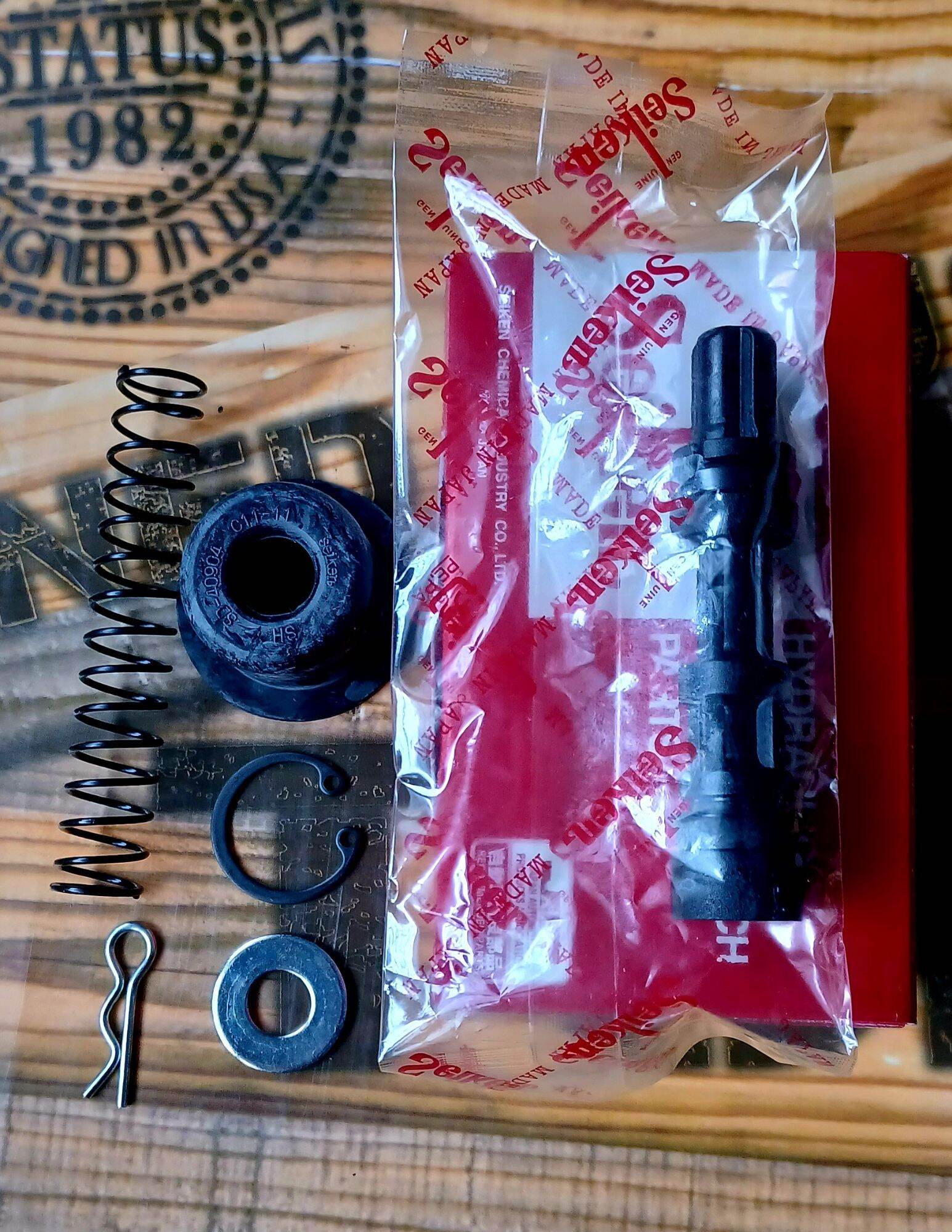 Seiken clutch master repair kit for Toyota Hiace 94/Revo/Altis 03 5/8